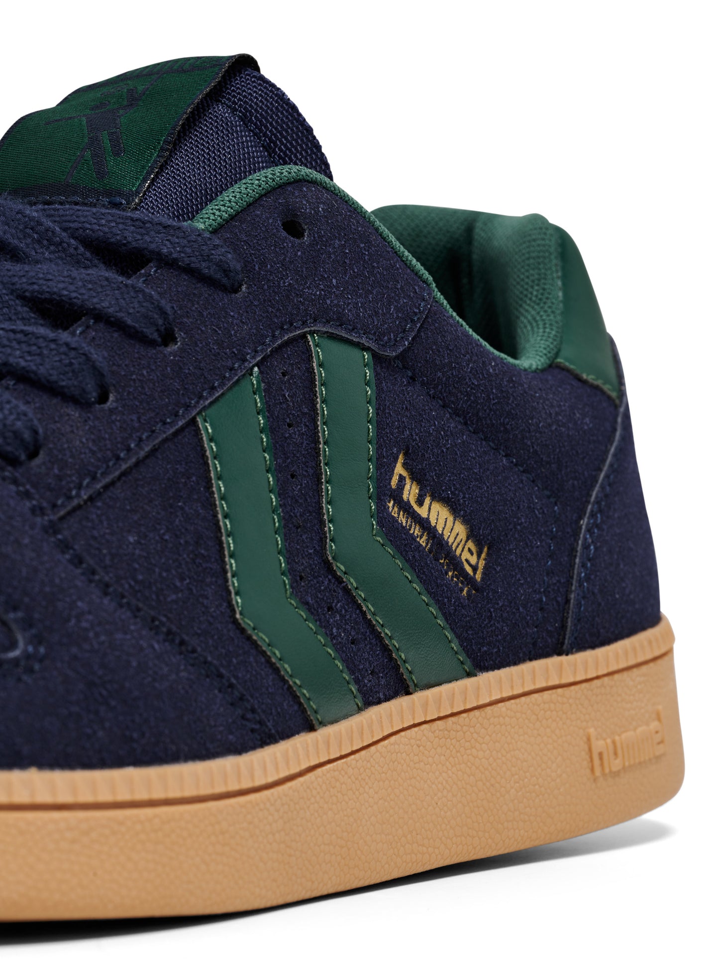 1023-BLACK IRIS/BLACK IRIS