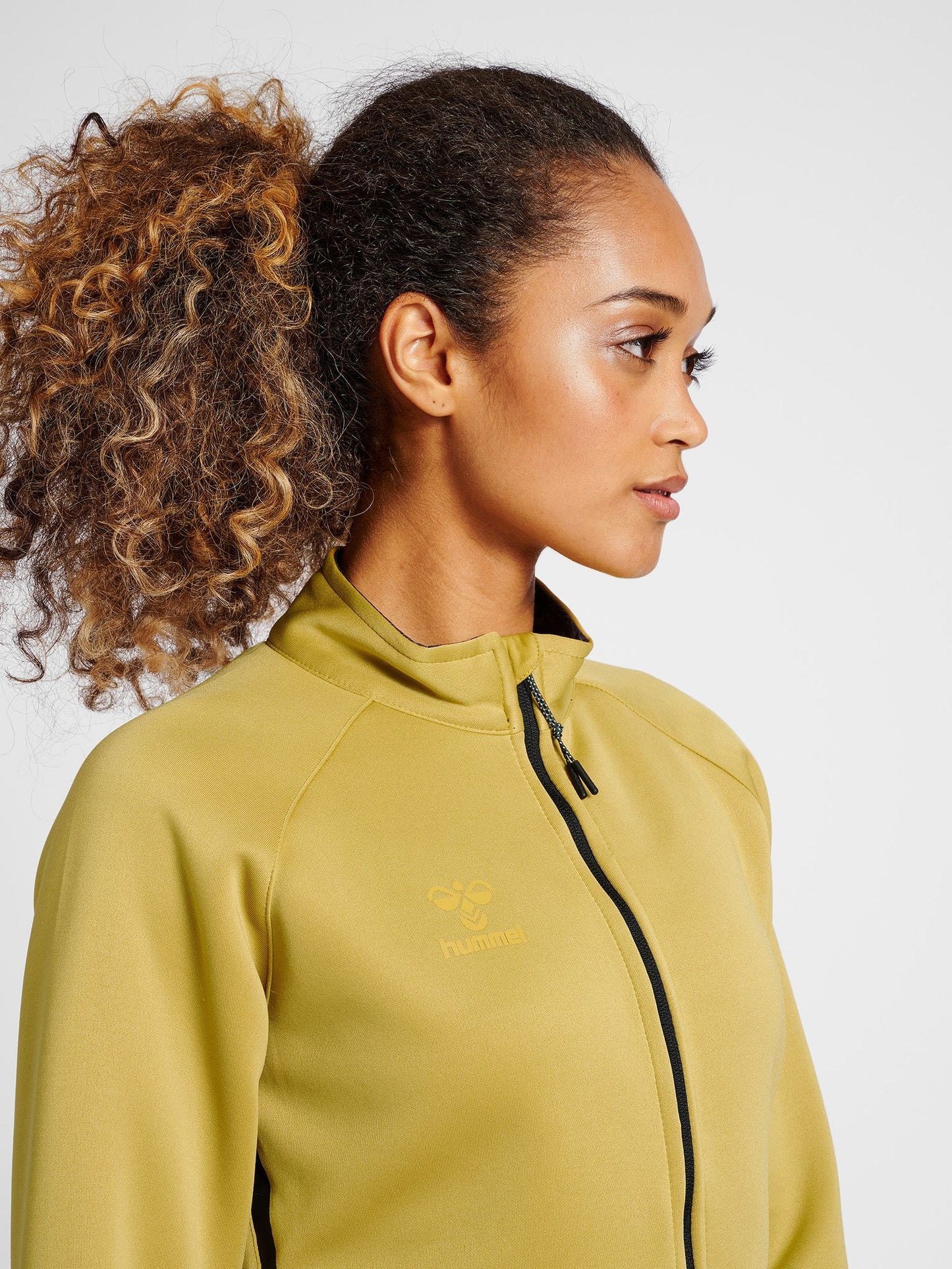 hmlCIMA XK ZIP JACKET WOMAN