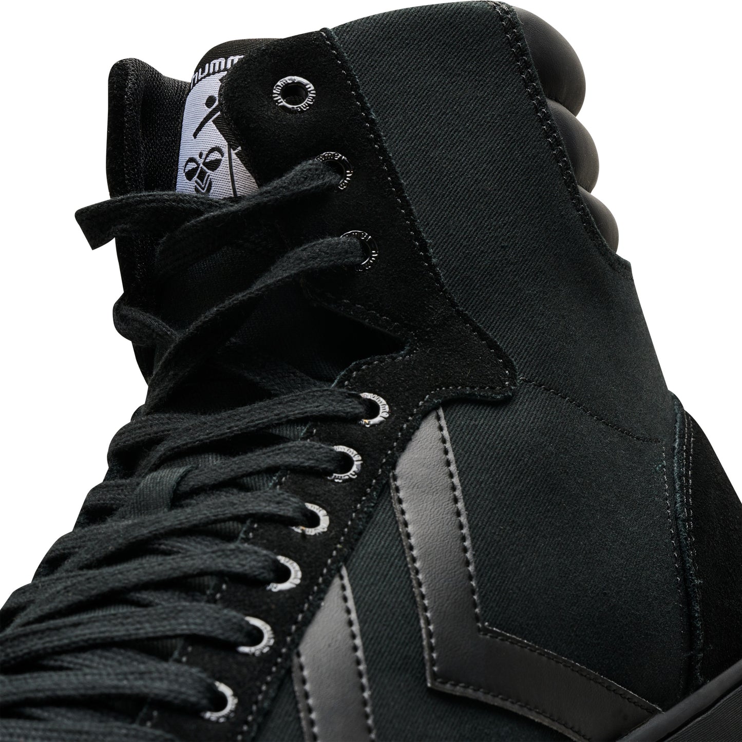 2001-BLACK