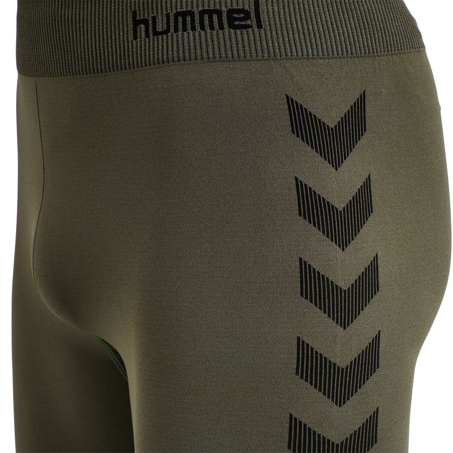 hmlFIRST SEAMLESS TRAINING SHORT TIGHTS