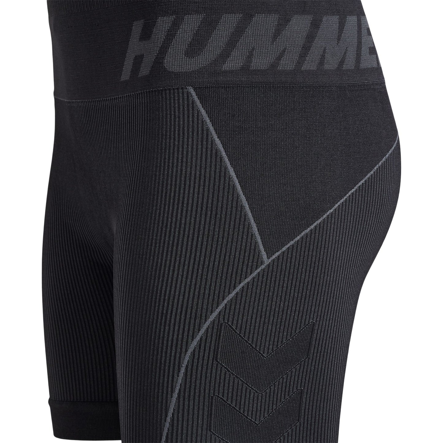 hmlTE CHRISTEL SEAMLESS SHORTS