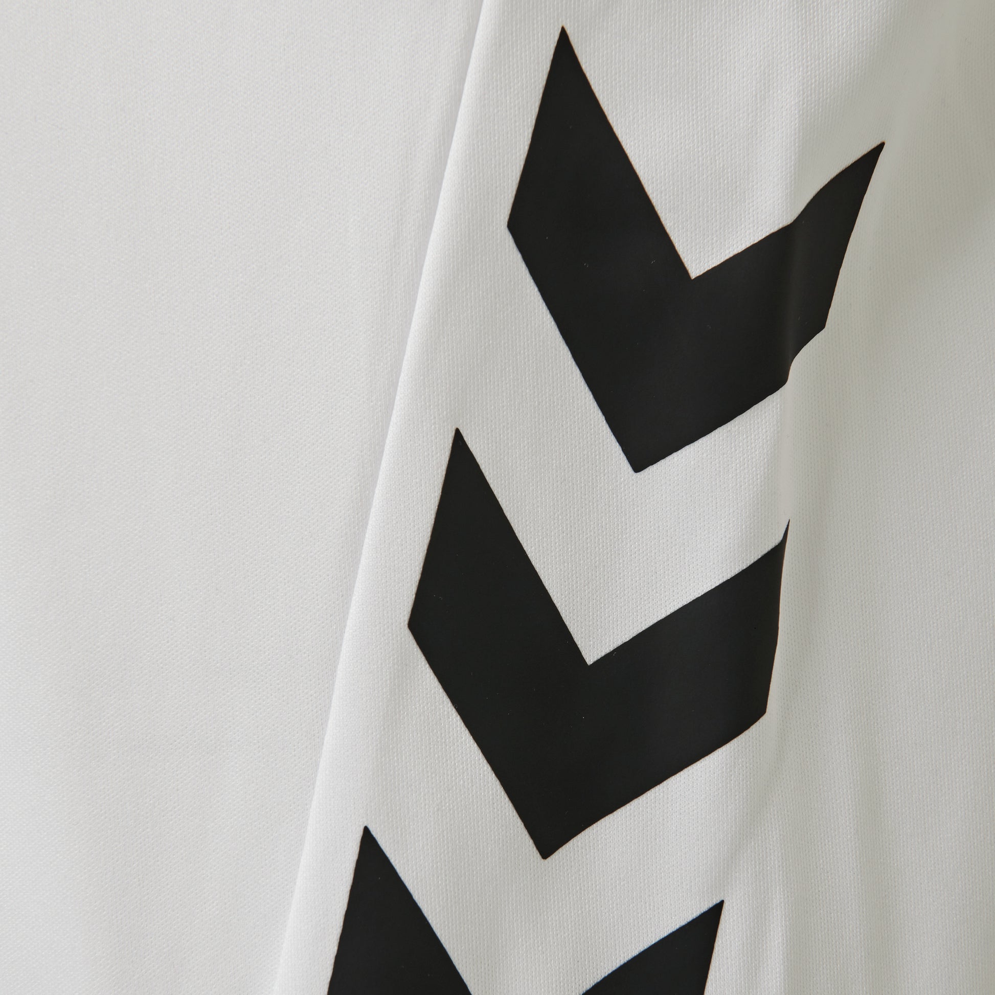 9001-WHITE