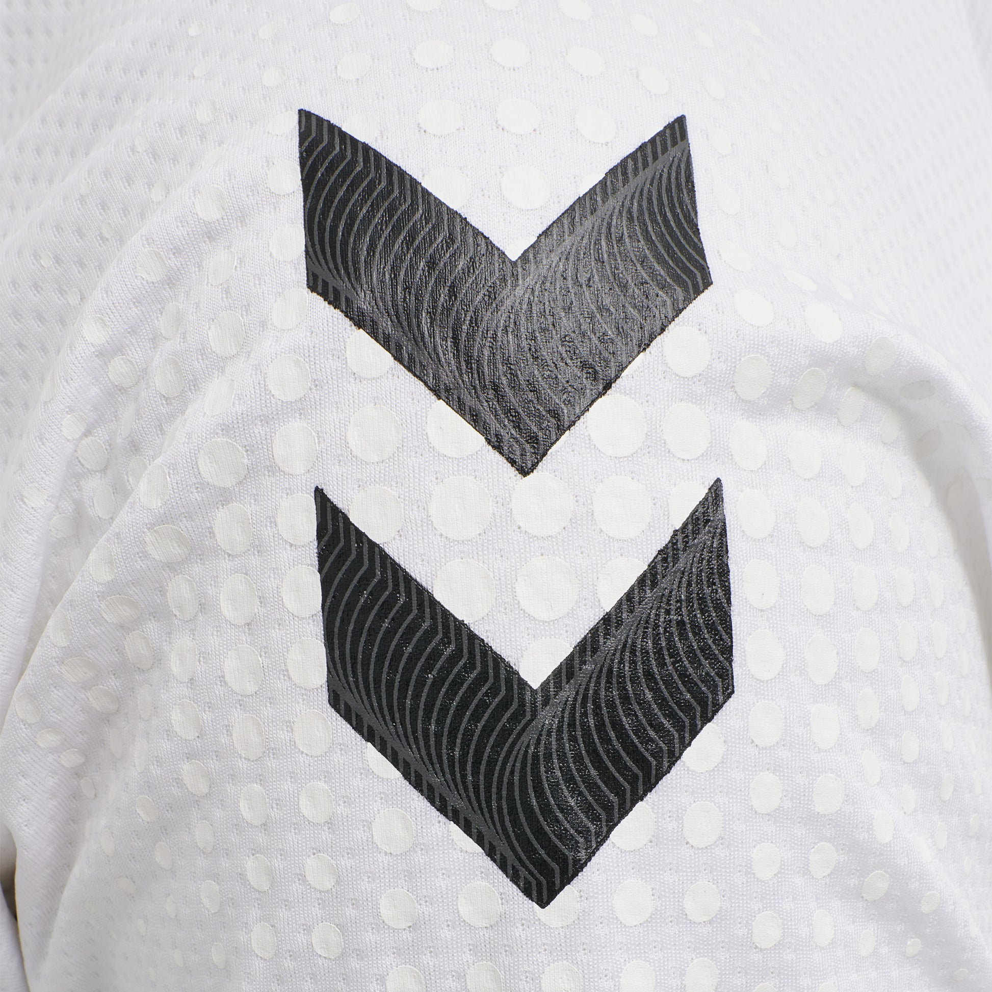 9001-WHITE