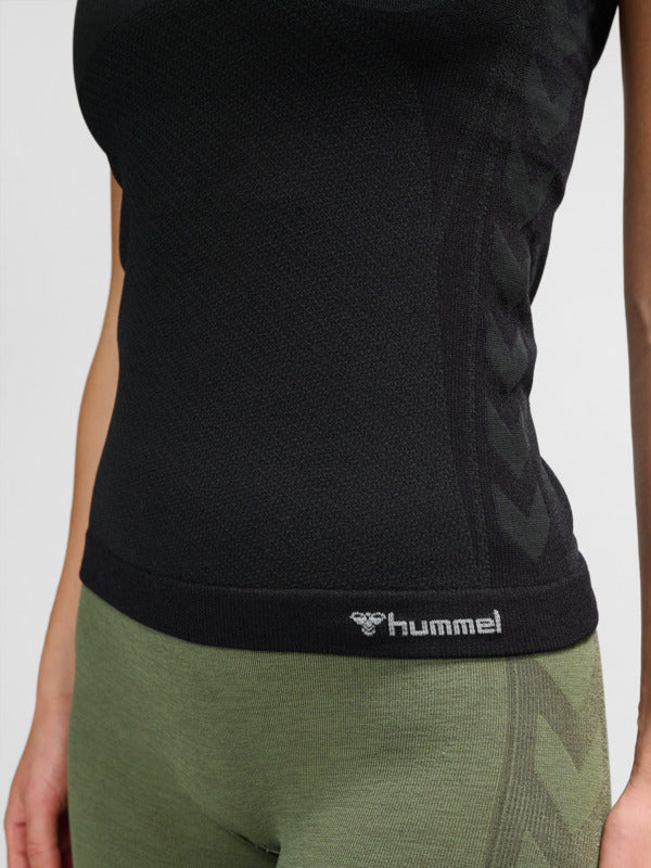 hmlCLEA SEAMLESS TIGHT T-SHIRT