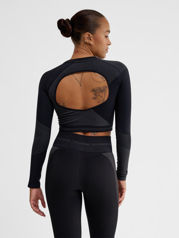 hmlUNITY SEAMLESS CROP T-SHIRT L/S