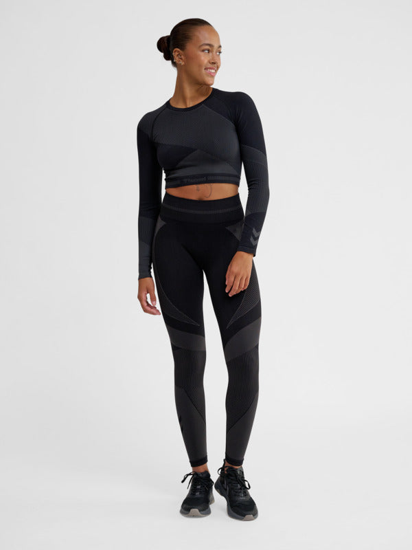 hmlUNITY SEAMLESS CROP T-SHIRT L/S