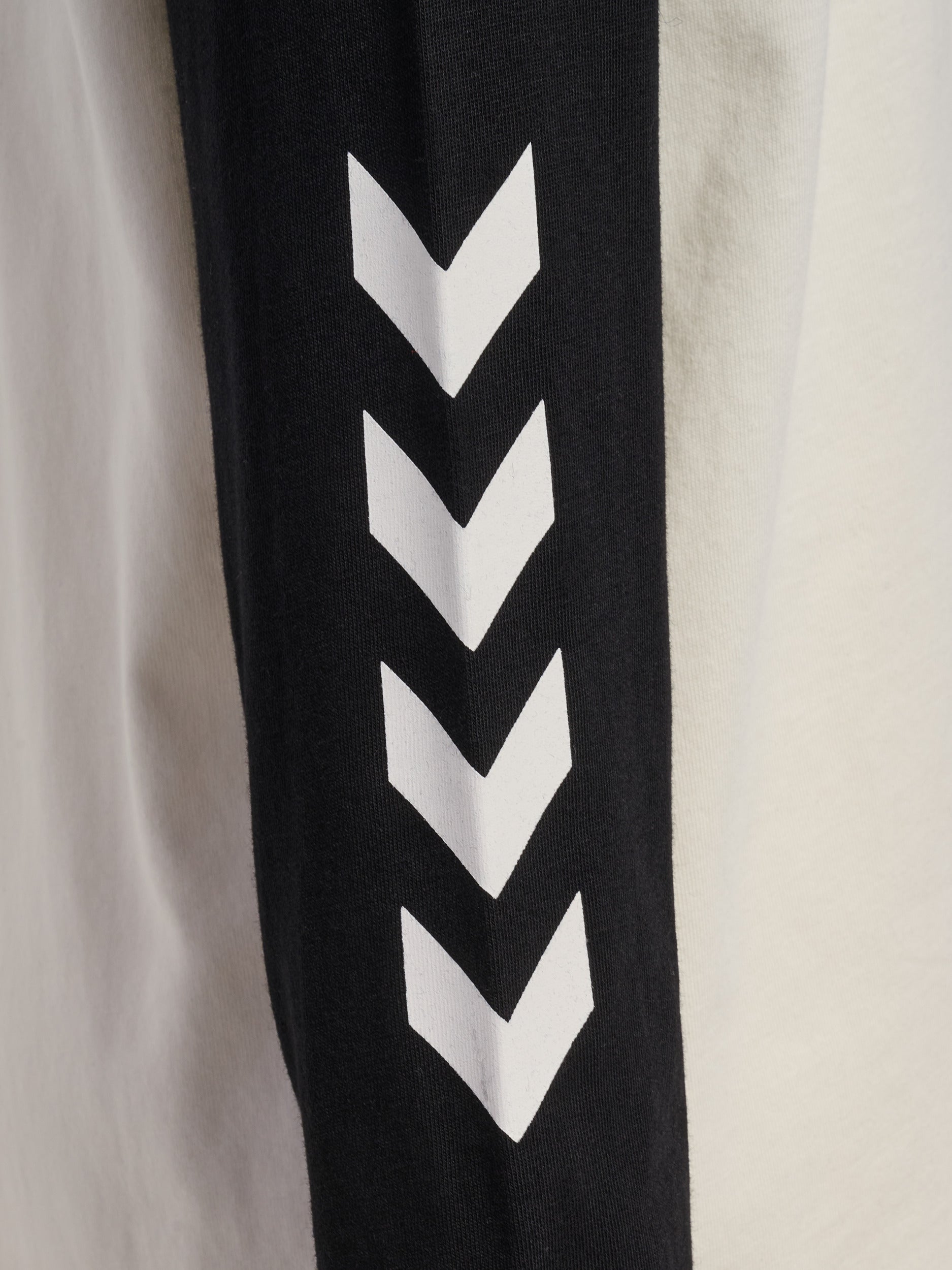 9458-MARSHMALLOW/BLACK