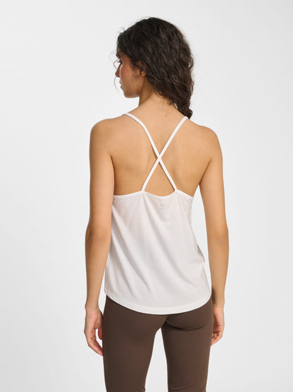 hmlYOGA SOFT W STRAP TOP