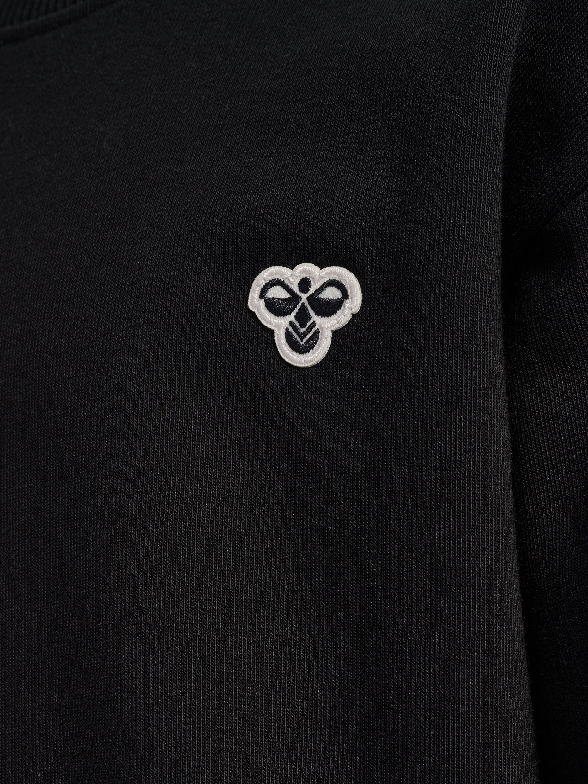 2001-BLACK