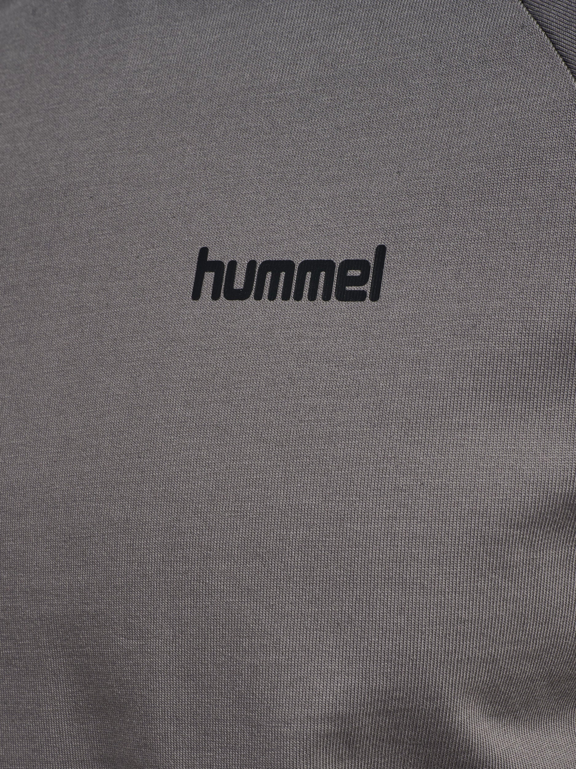 hmlKEEPER CHEVRON T-SHIRT S/S – CHARCOAL GRAY