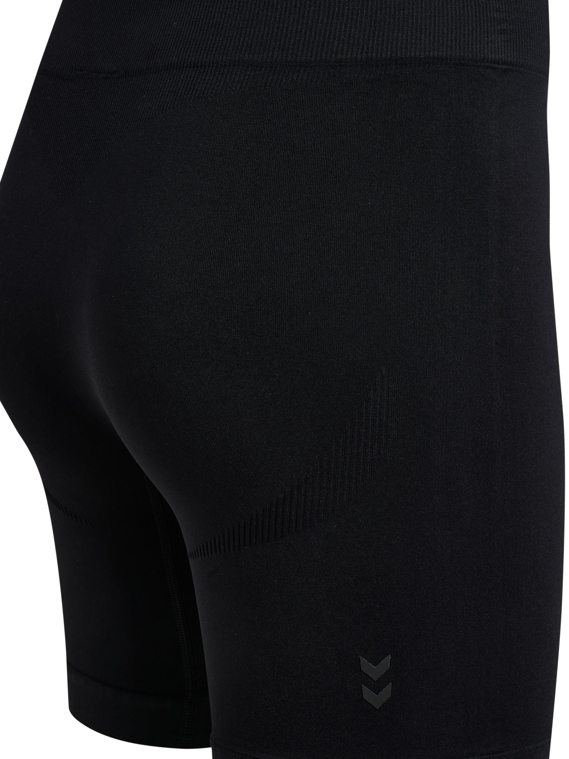 hmlFLOW SHORT TIGHTS – BLACK
