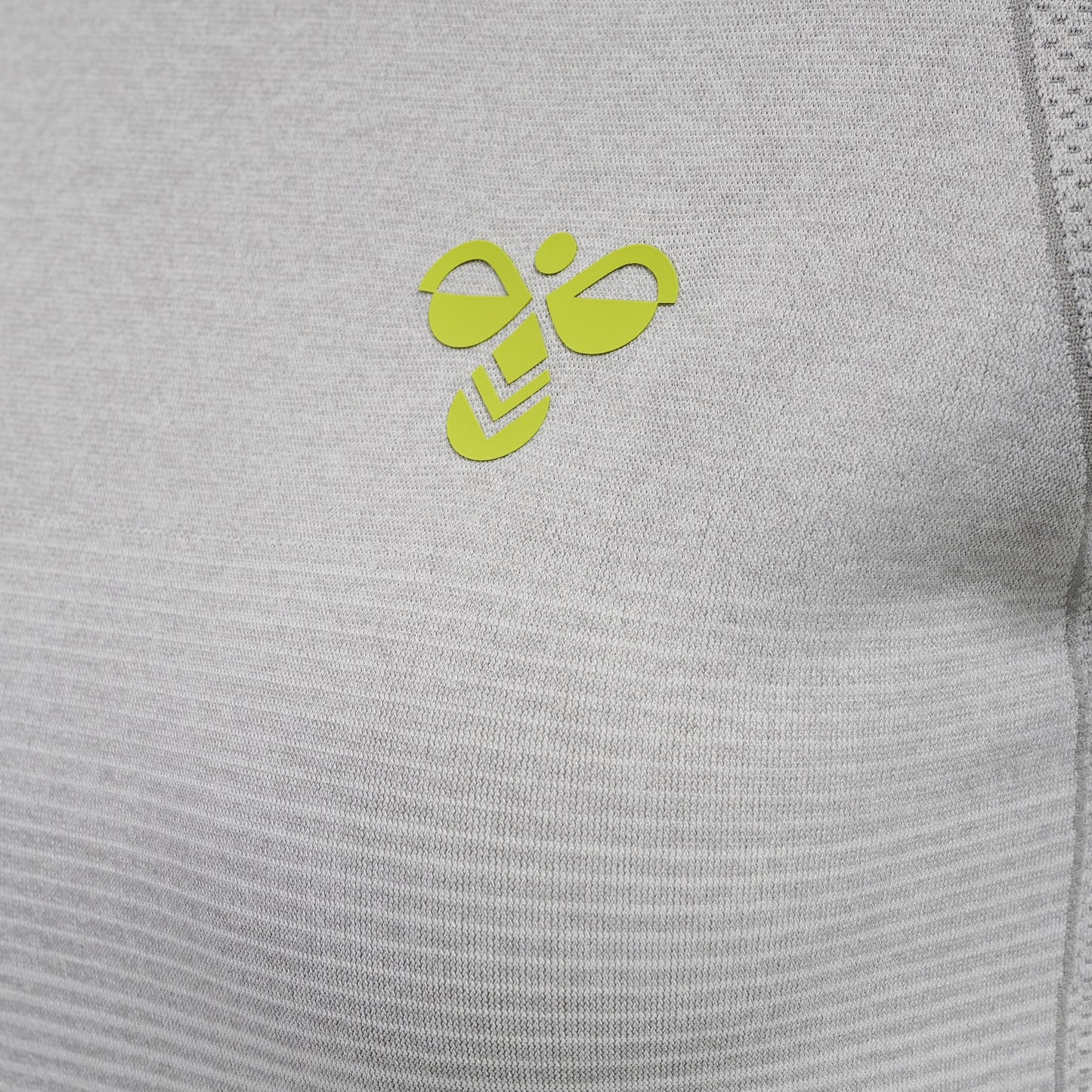 hmlGG12 TRAINING SEAMLESS S/S WOMAN