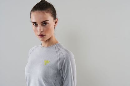 hmlGG12 TRAINING SEAMLESS S/S WOMAN