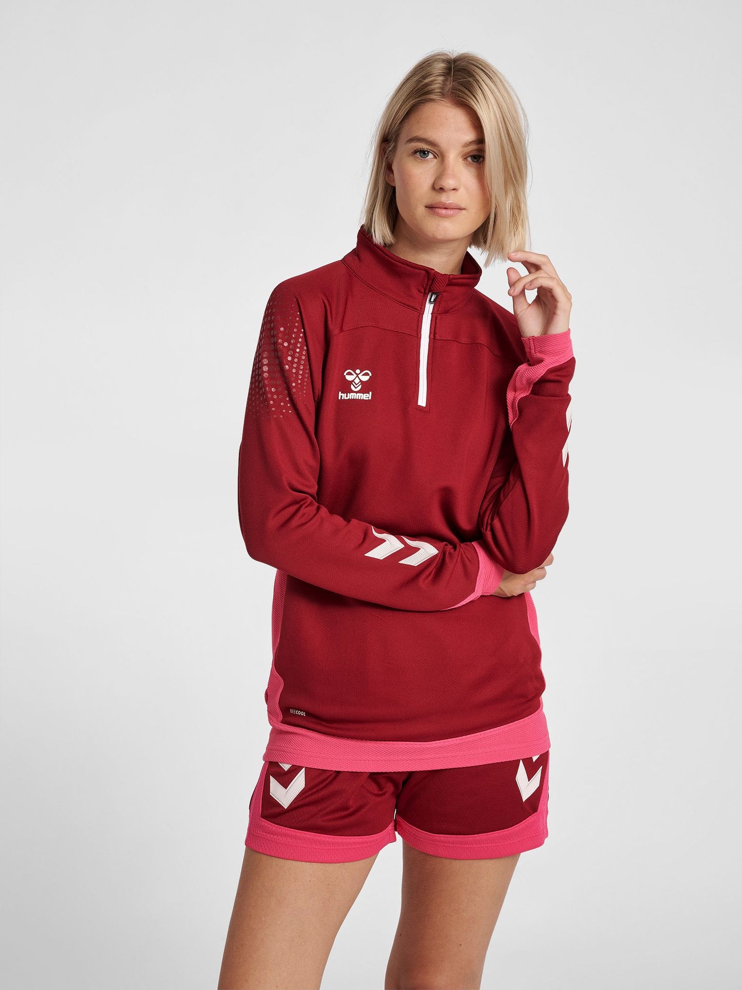 hmlLEAD WOMAN HALF ZIP