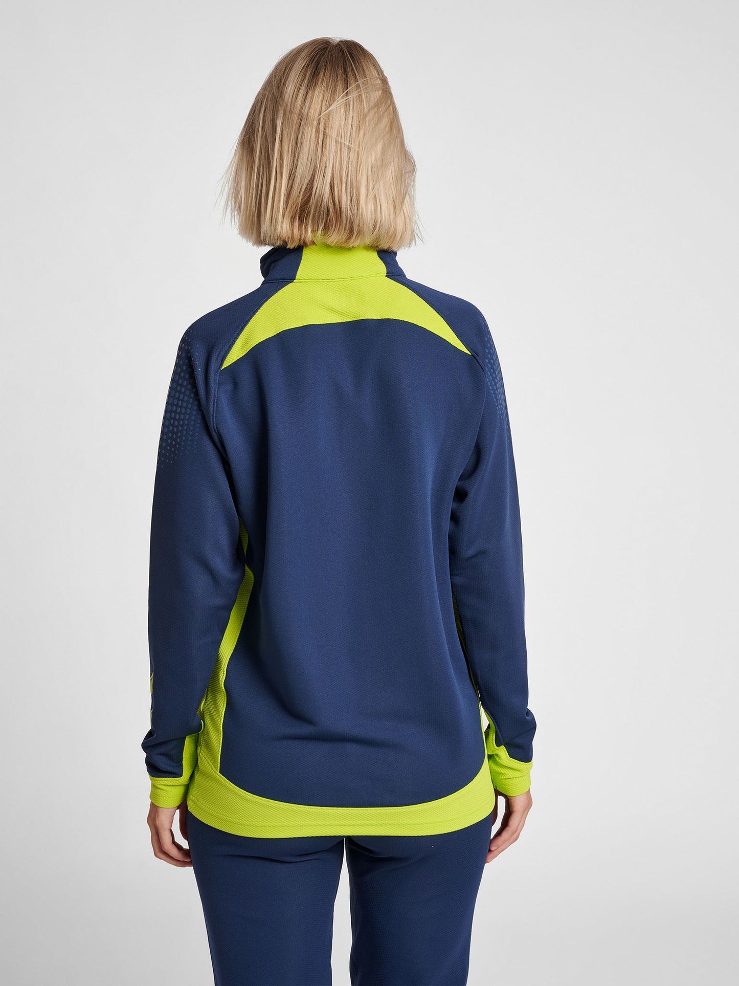 hmlLEAD WOMAN HALF ZIP