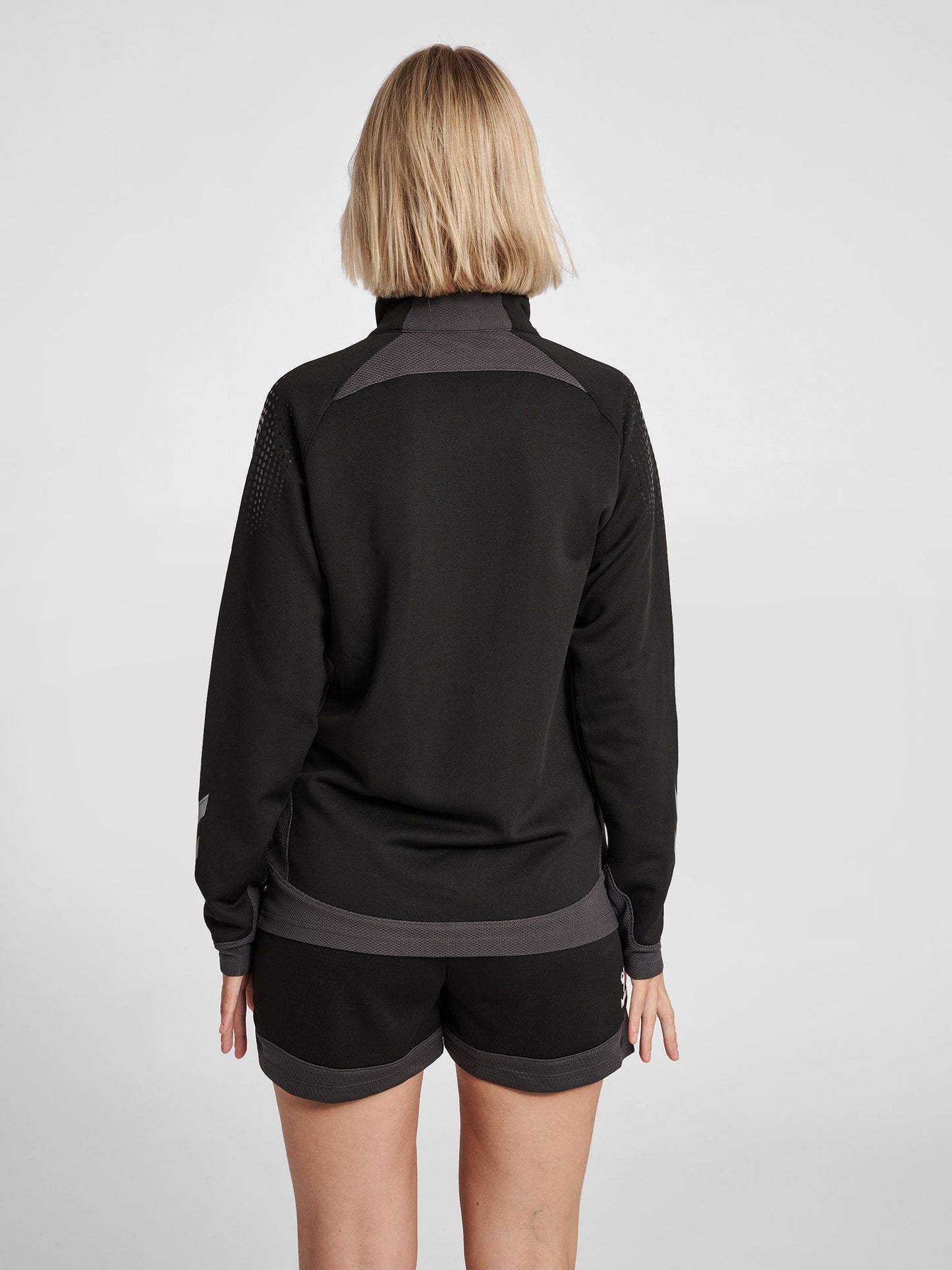 hmlLEAD WOMEN POLY ZIP JACKET
