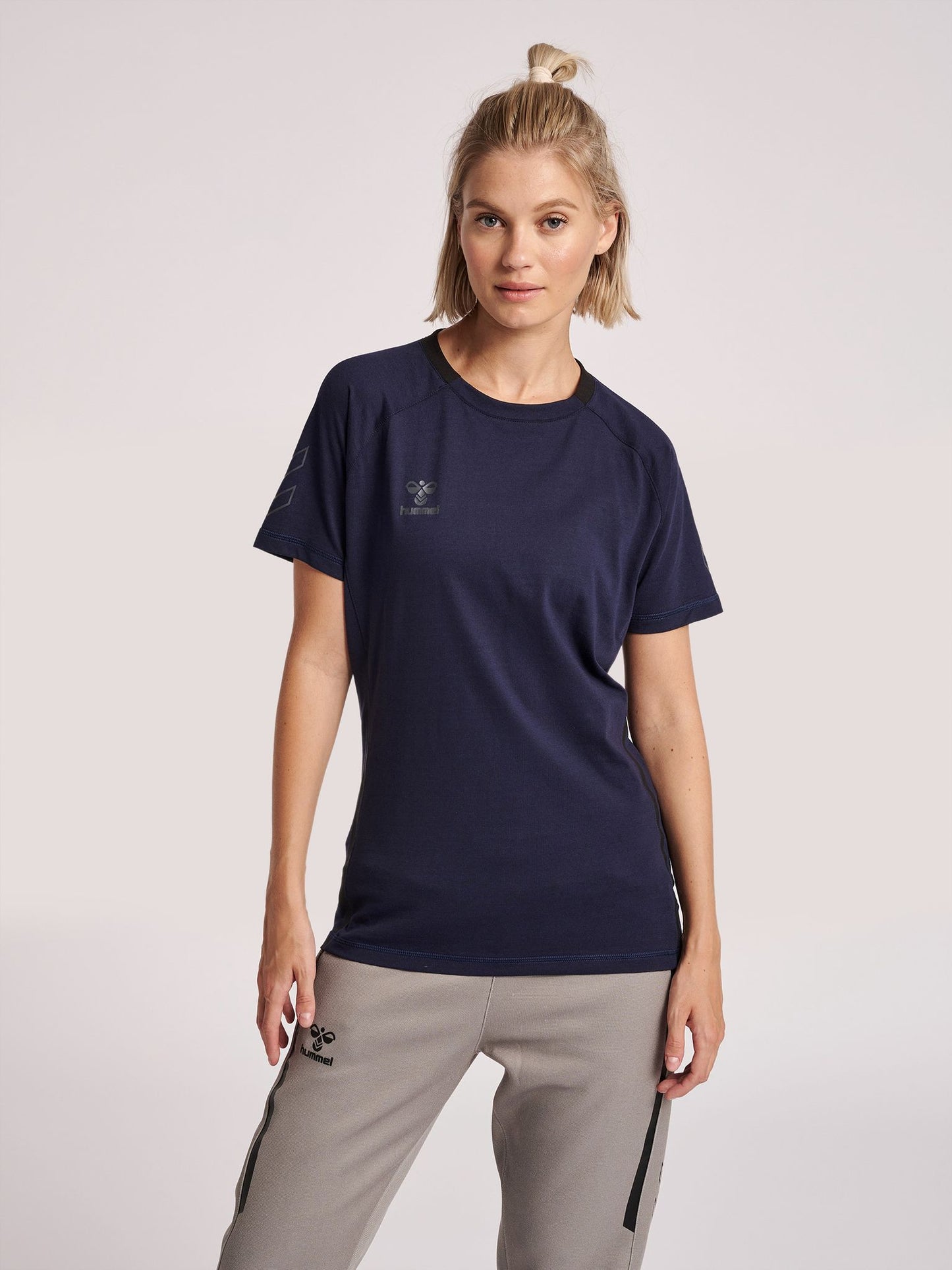 hmlCIMA XK T-SHIRT S/S WOMAN