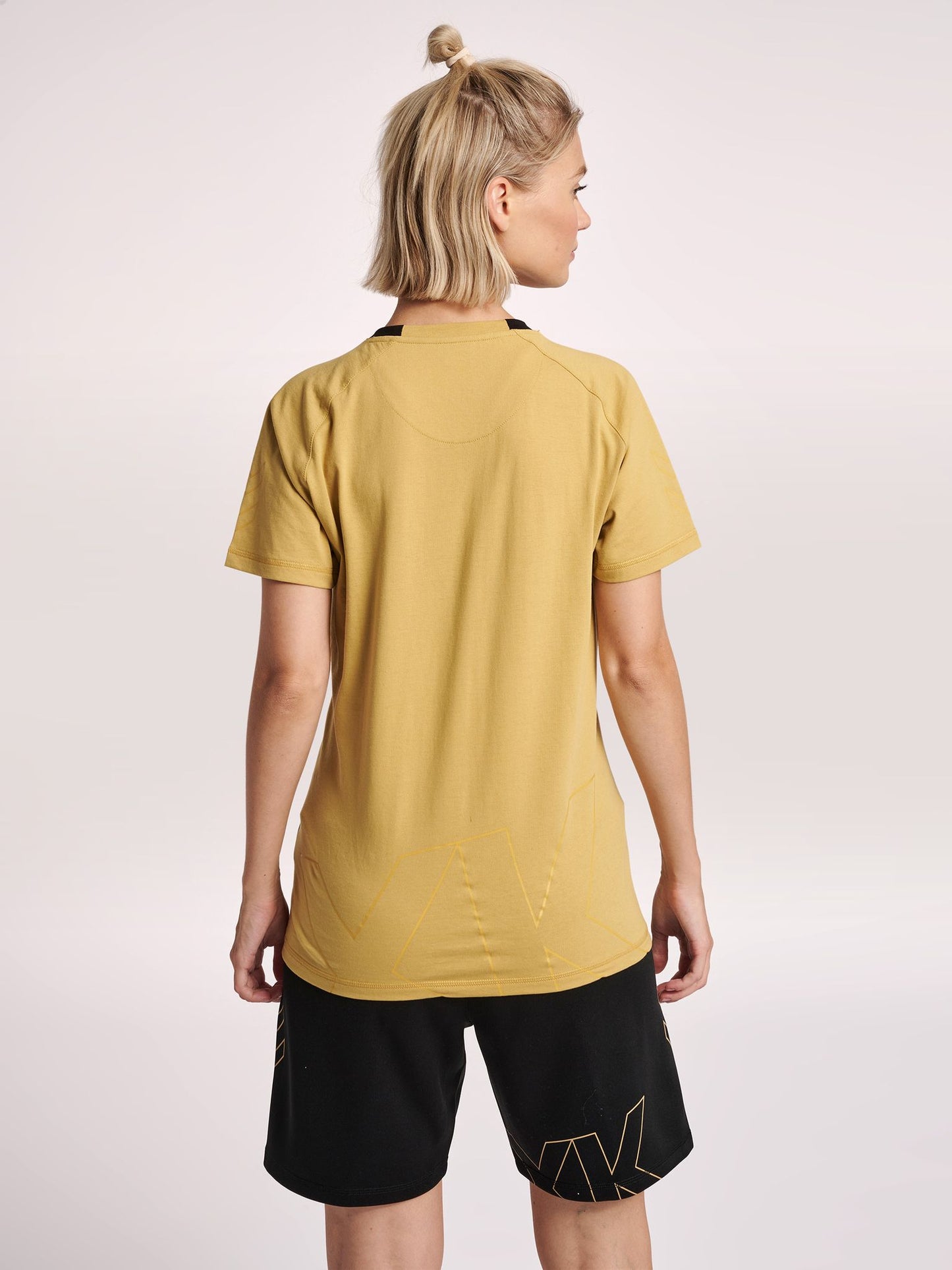 hmlCIMA XK T-SHIRT S/S WOMAN
