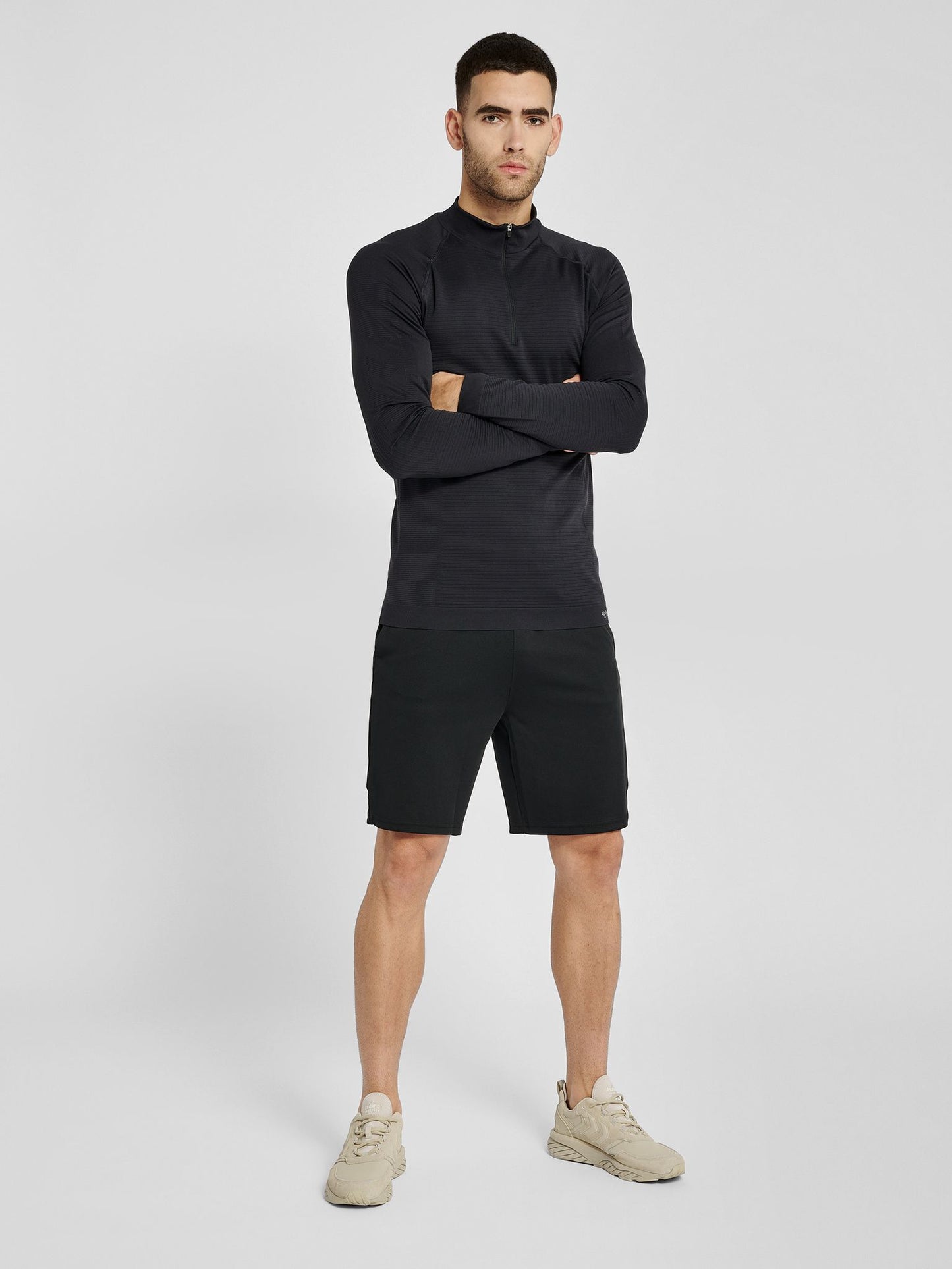 hmlSTROKE SEAMLESS HALF ZIP