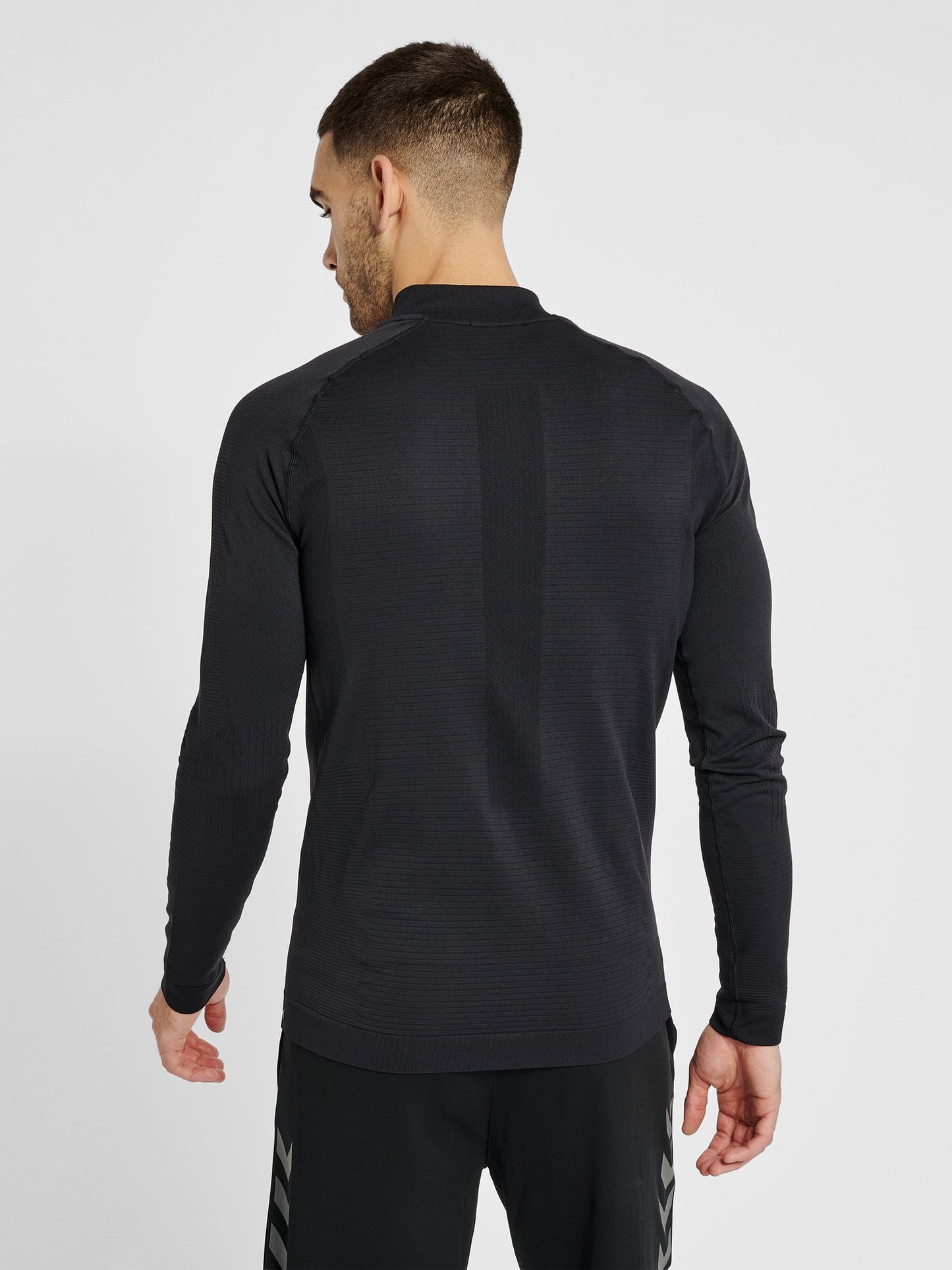 hmlSTROKE SEAMLESS HALF ZIP