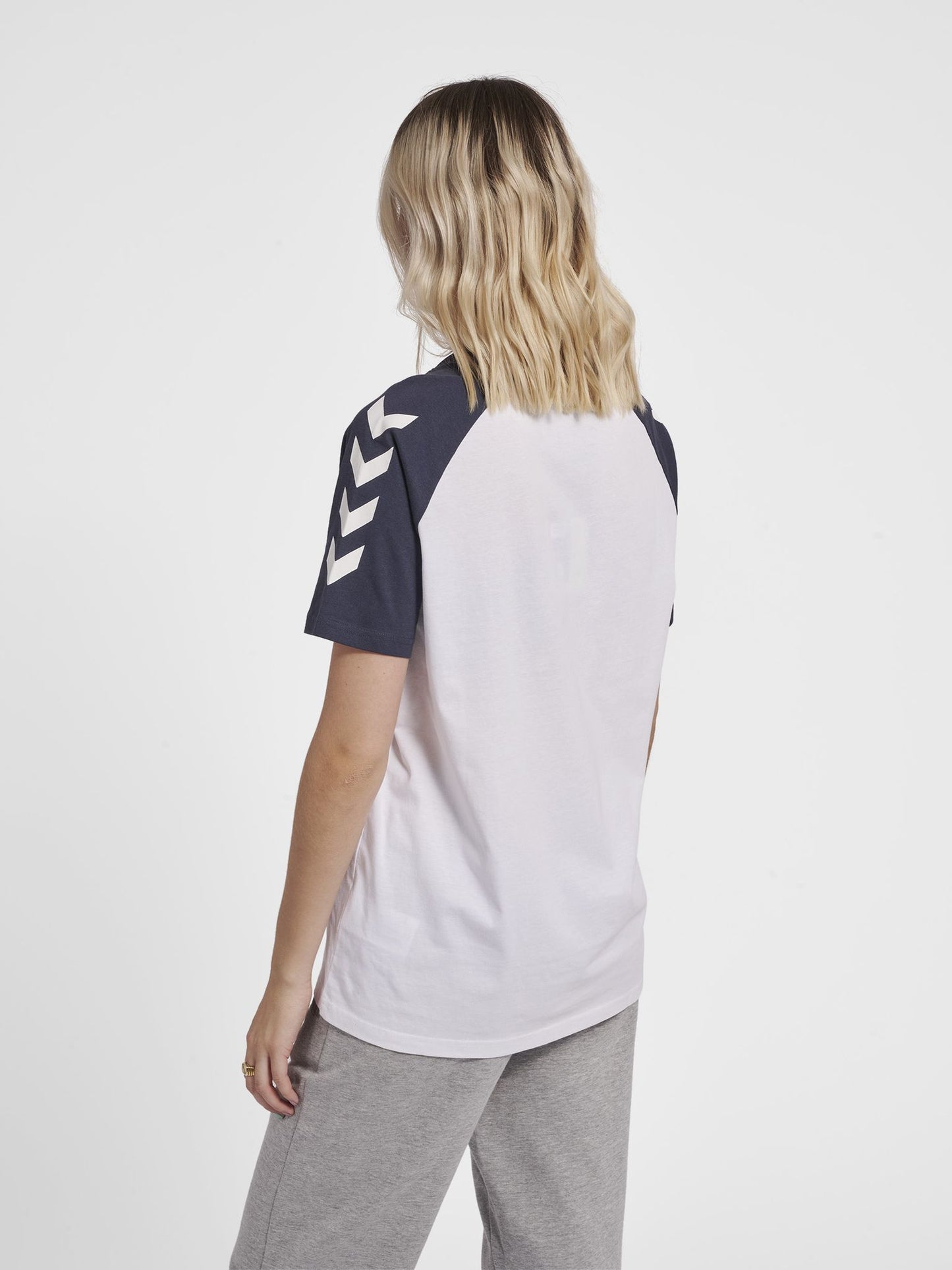 hmlLEGACY BLOCKED T-SHIRT