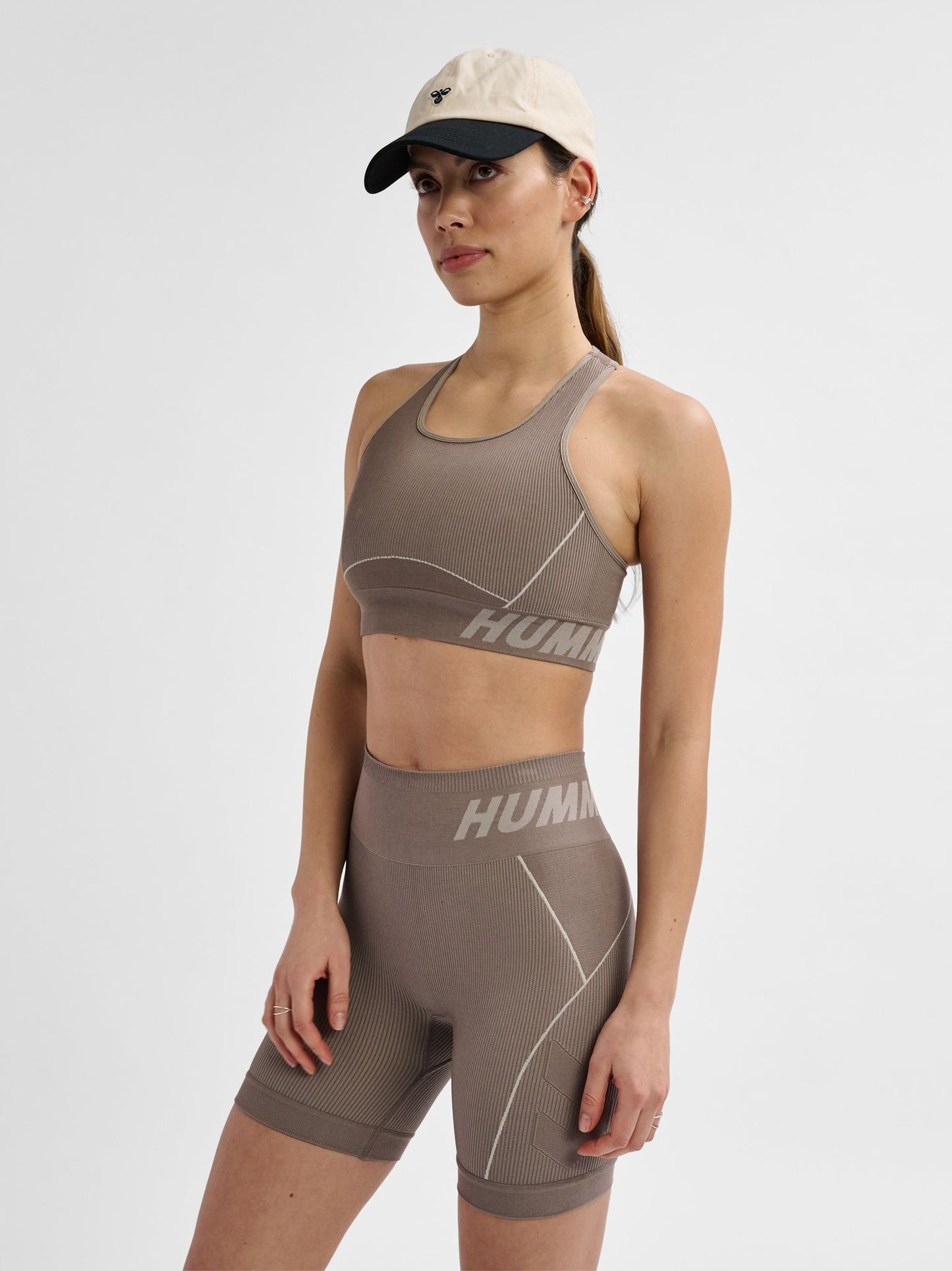 hmlTE CHRISTEL SEAMLESS SPORTS TOP