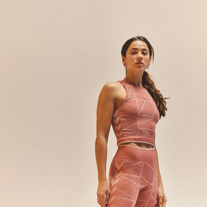 hmlMT ENERGY SEAMLESS CROP TOP