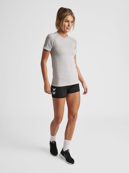 hmlGG12 TRAINING SEAMLESS S/S WOMAN