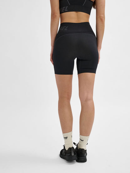 hmlTE CHRISTEL SEAMLESS SHORTS