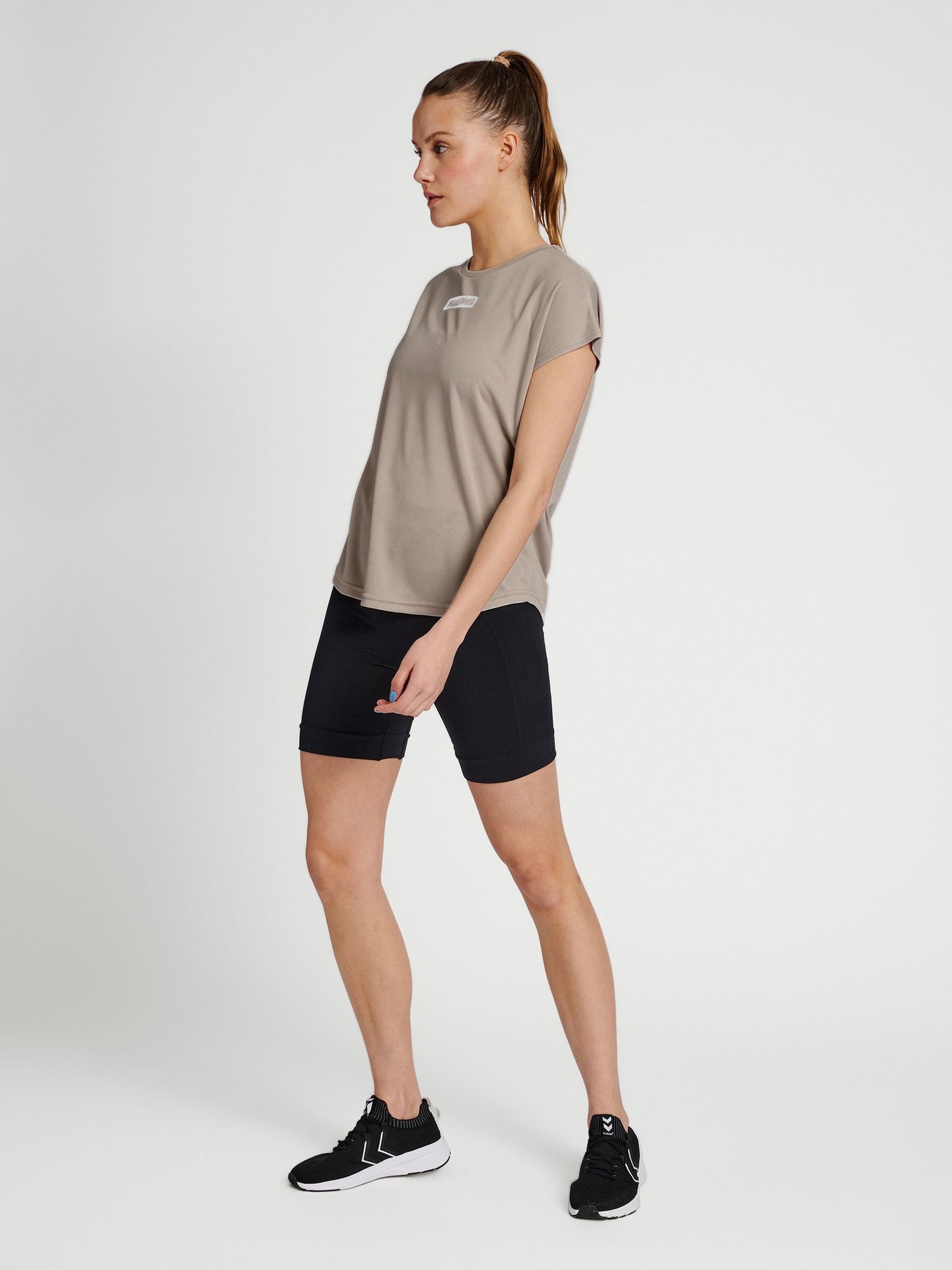 hmlTE TOLA LOOSE T-SHIRT