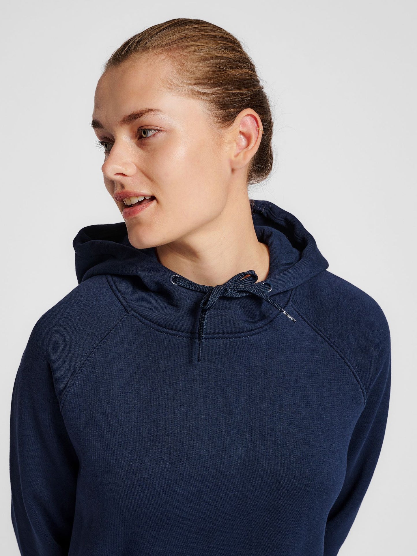 hmlRED HEAVY HOODIE WOMAN