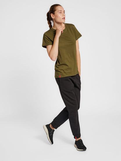 hmlRED BASIC T-SHIRT S/S WOMAN