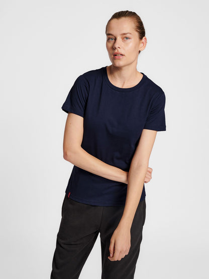 hmlRED BASIC T-SHIRT S/S WOMAN