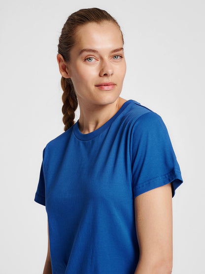 hmlRED BASIC T-SHIRT S/S WOMAN