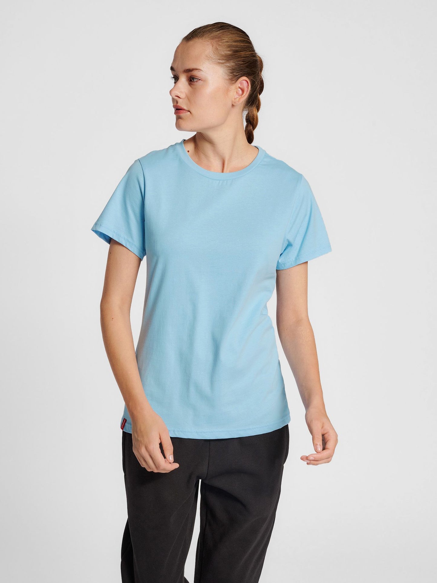 hmlRED BASIC T-SHIRT S/S WOMAN