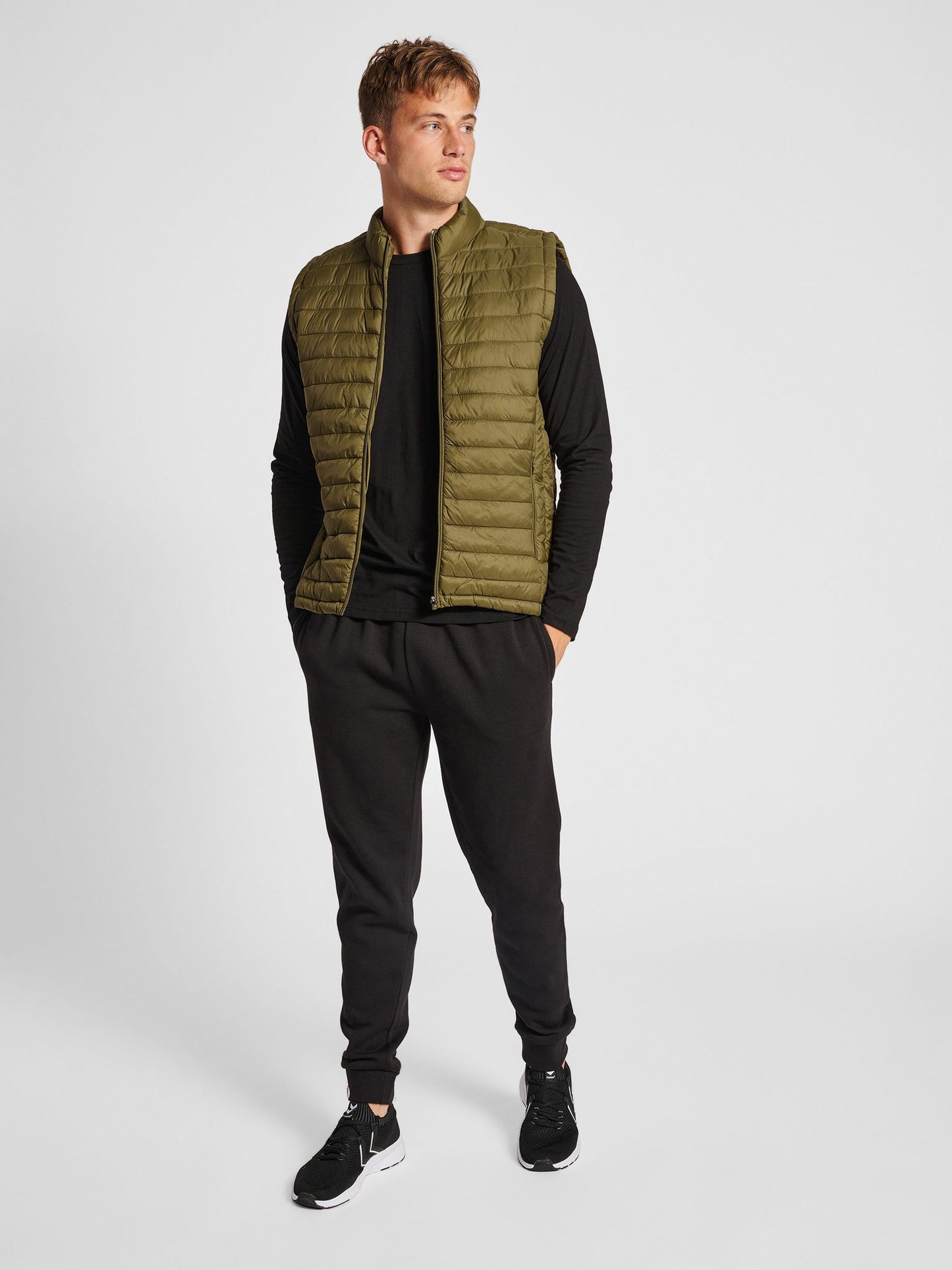 hmlRED QUILTED WAISTCOAT