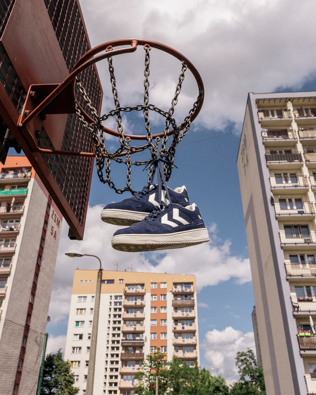 ST. POWER PLAY SUEDE