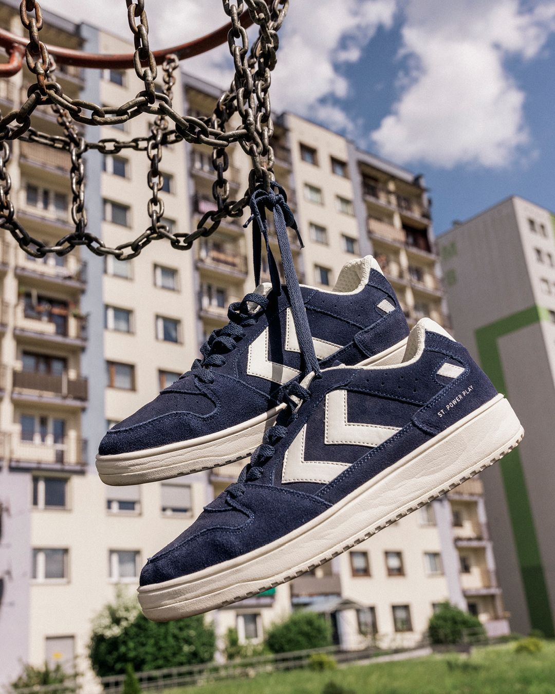 ST. POWER PLAY SUEDE