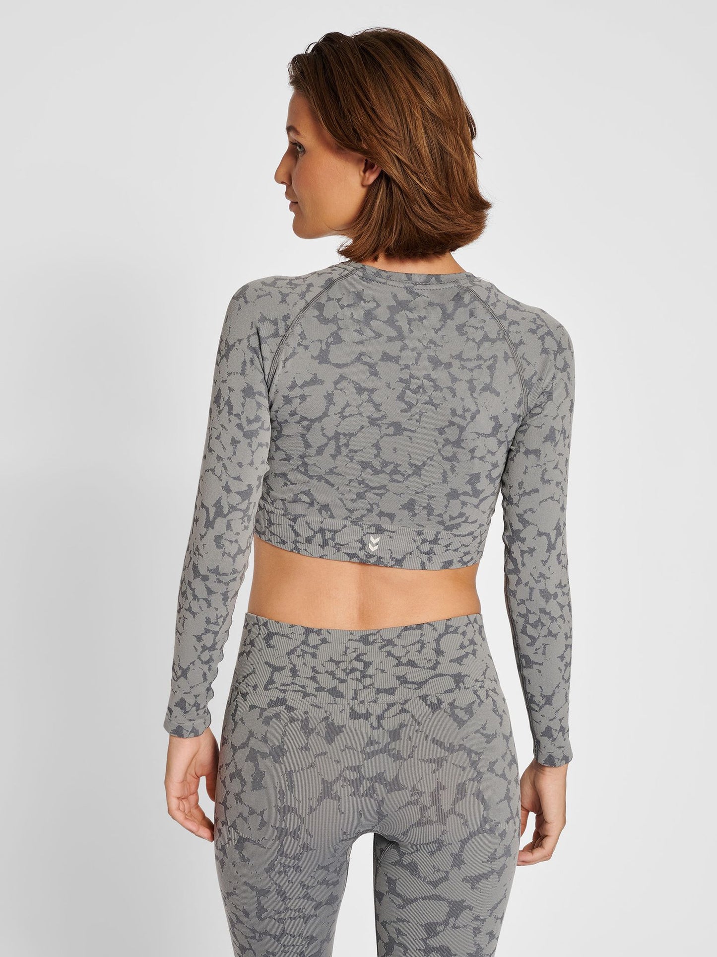 hmlMT PI SEAMLESS CROP T-SHIRT L/S