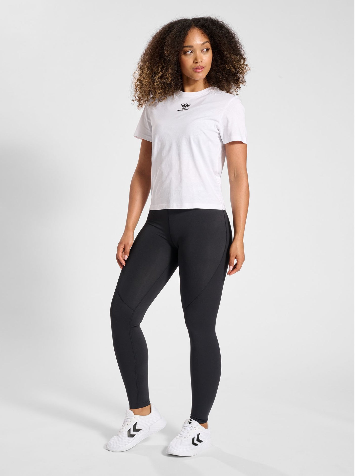 hmlICONS WOMAN T-SHIRT