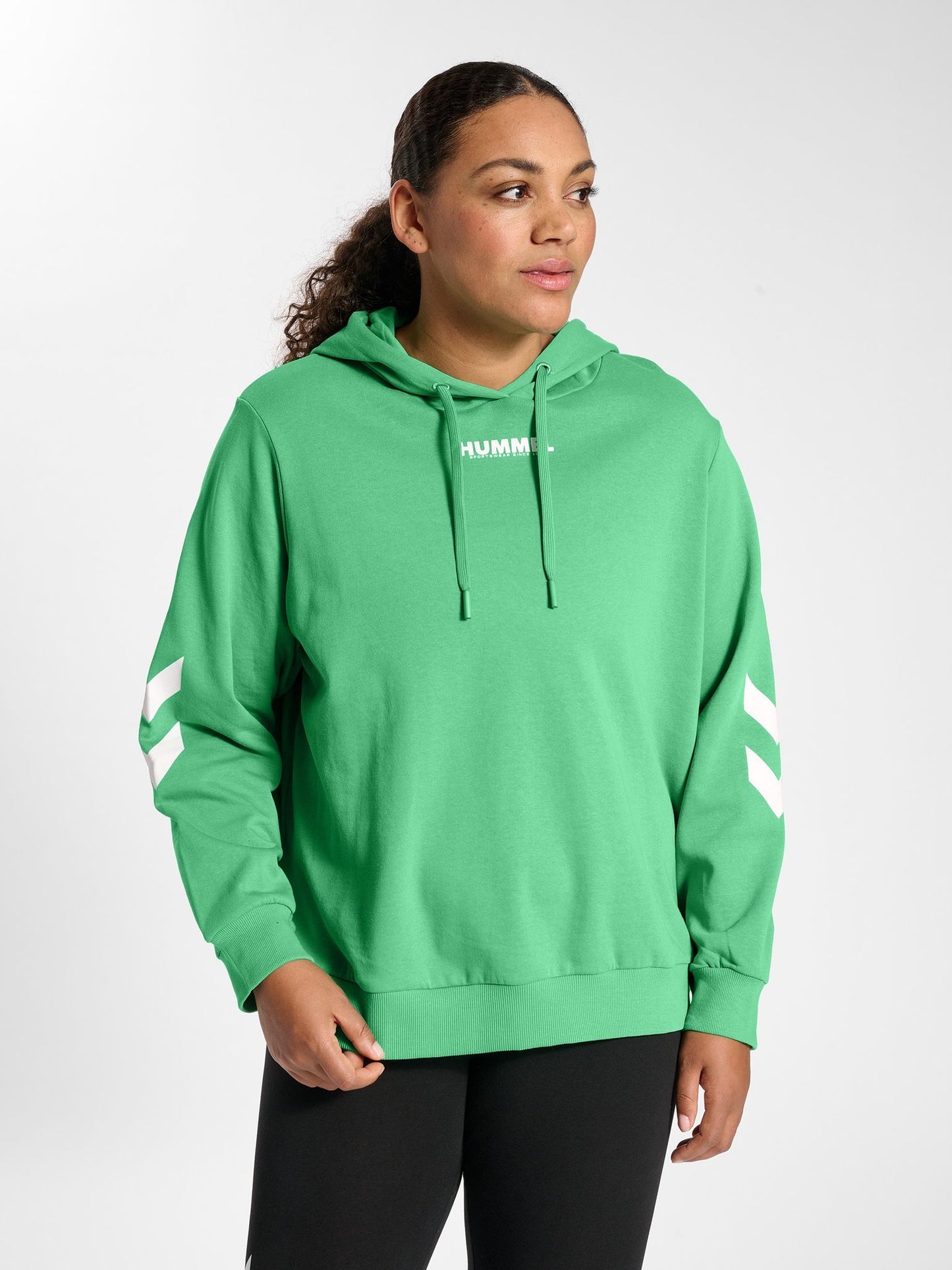hmlLEGACY WOMAN HOODIE PLUS
