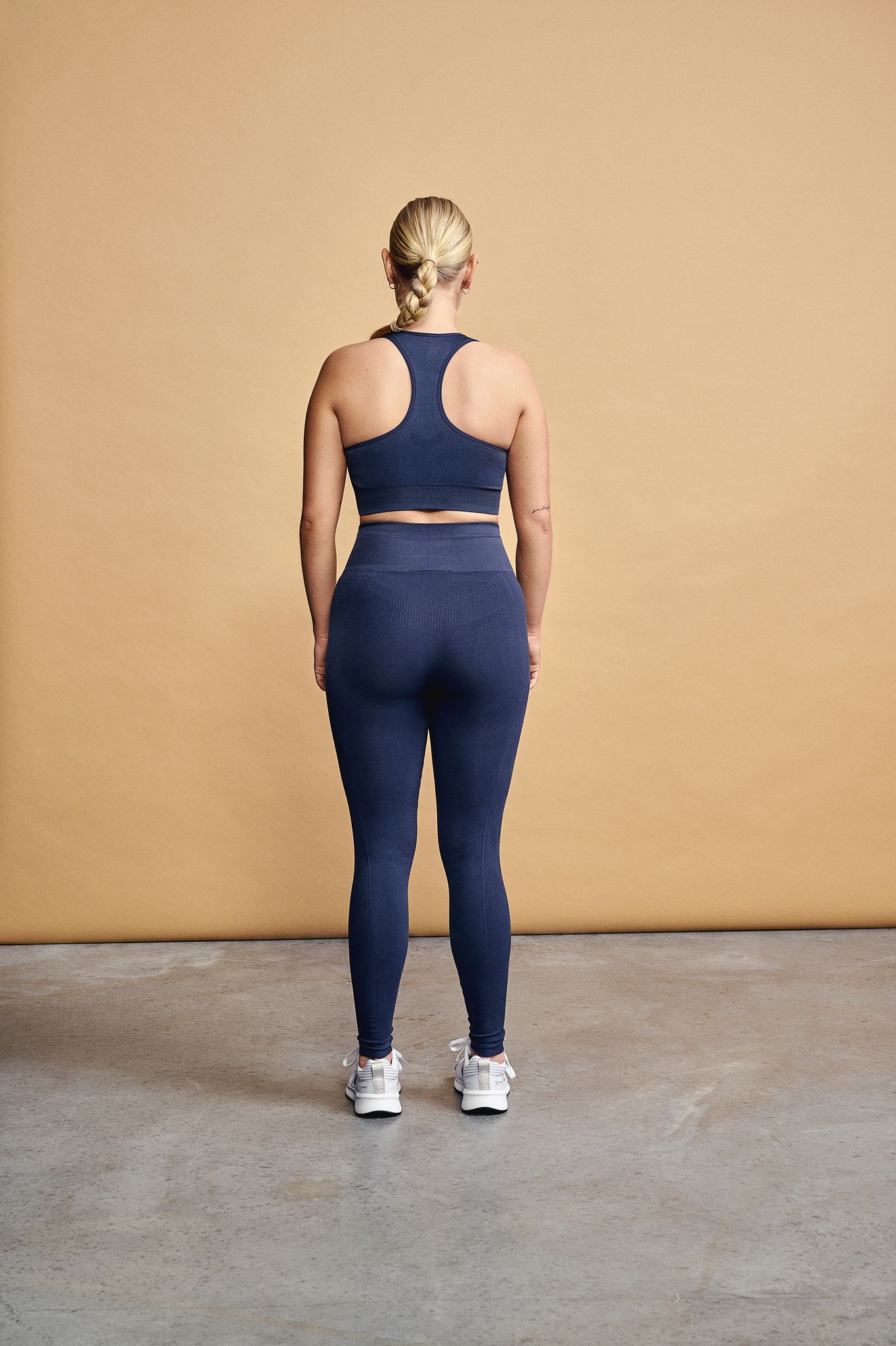 hmlTIF SEAMLESS SPORTS TOP