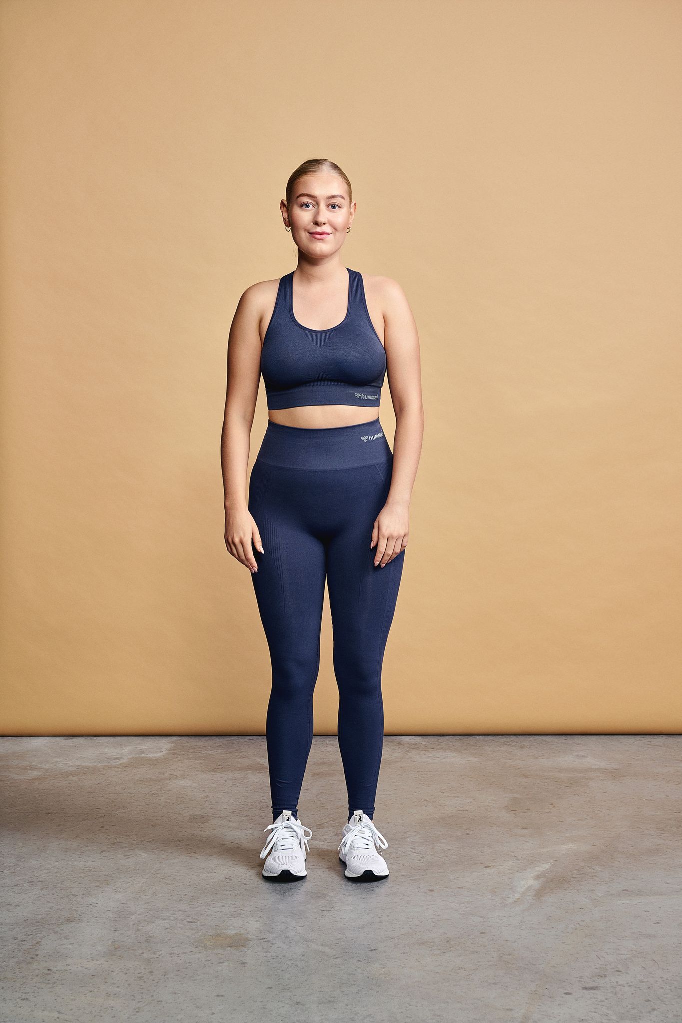 hmlTIF SEAMLESS SPORTS TOP