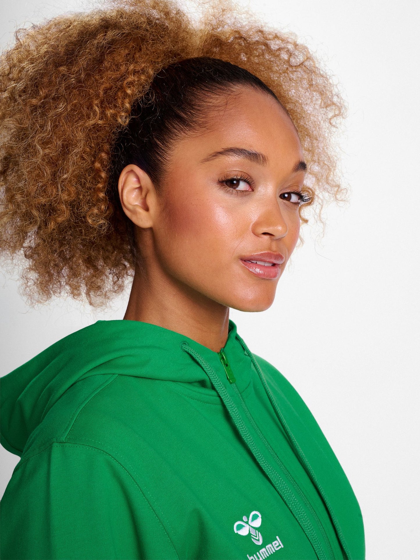 hmlGO 2.0 ZIP HOODIE WOMAN