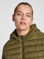 hmlRED QUILTED HOOD JACKET WOMAN